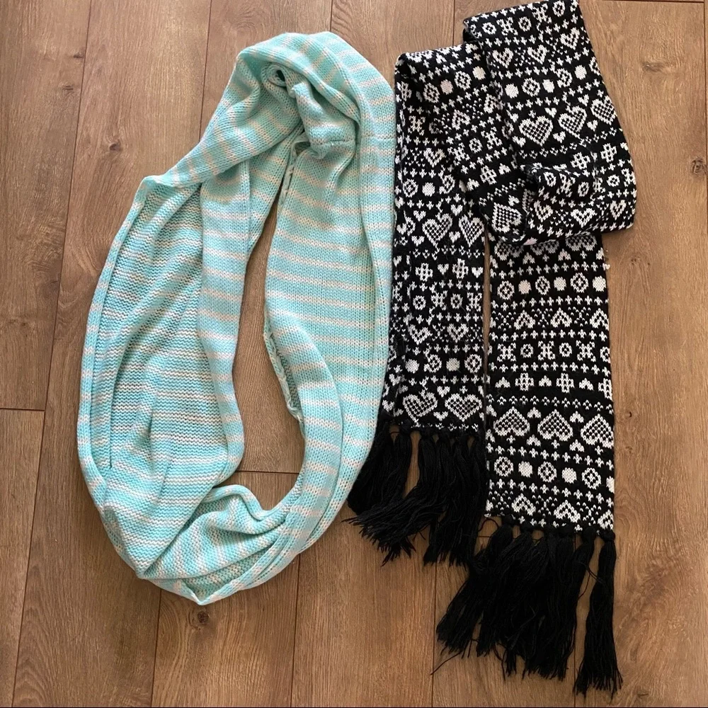 Scarves Bundle - Picture 2 of 3